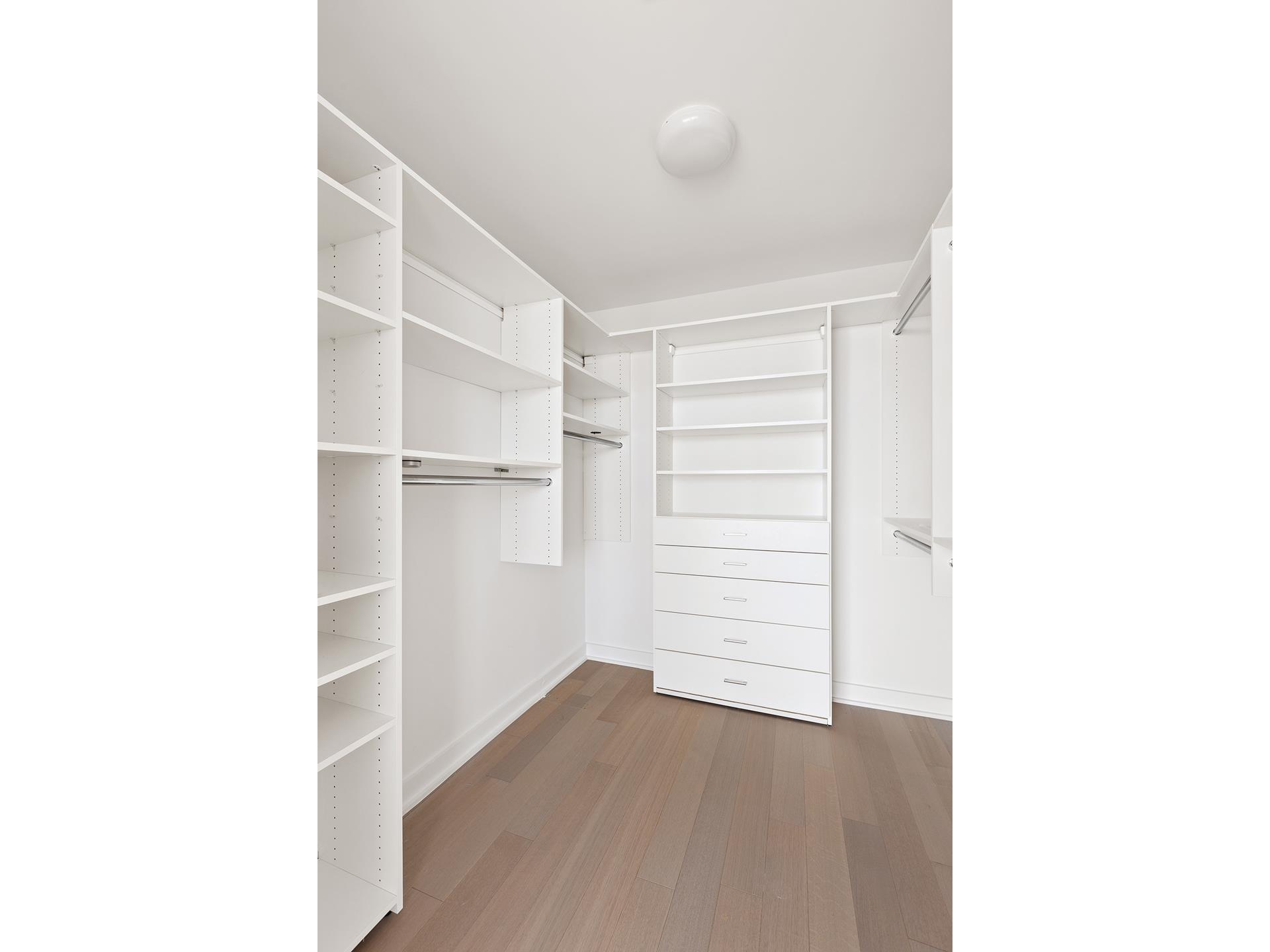 400 PARK Avenue S 35B