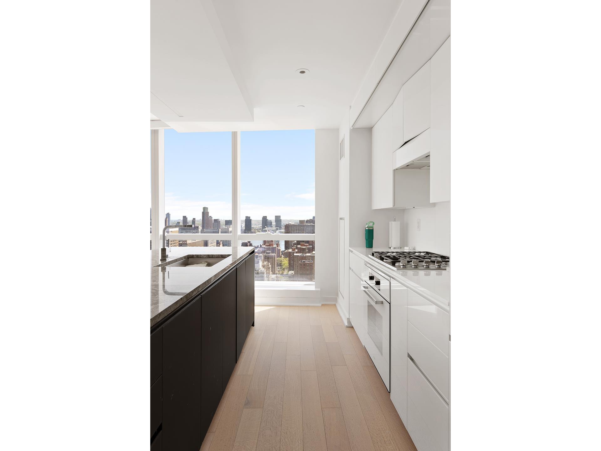 400 PARK Avenue S 35B
