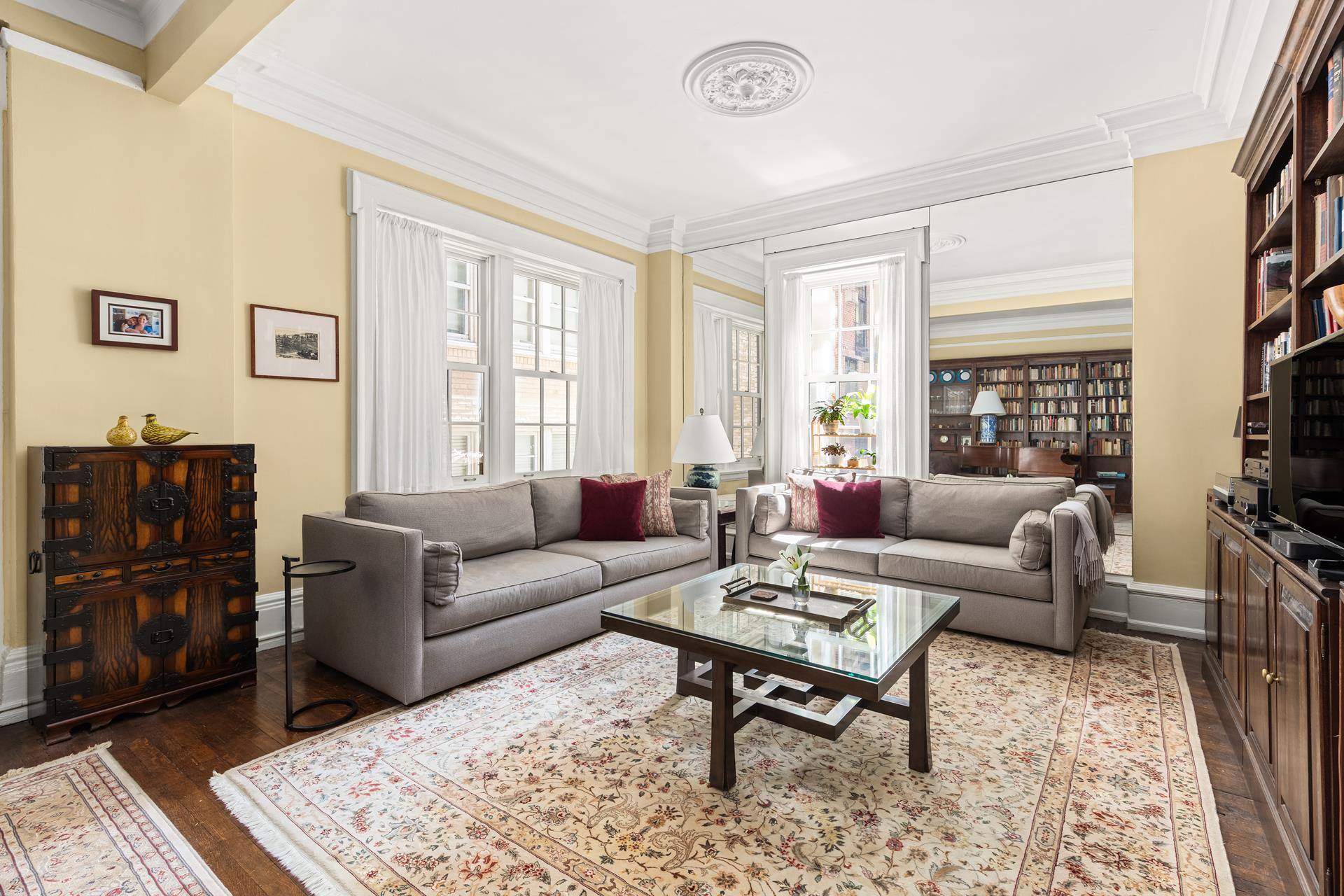 1 LEXINGTON Avenue 1/2D