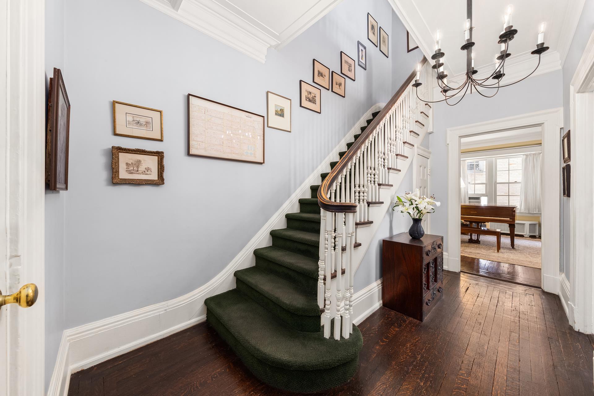 1 LEXINGTON Avenue 1/2D