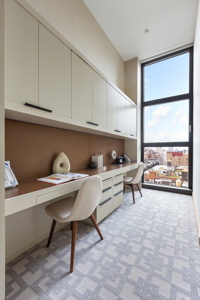 240 PARK Avenue S PH17