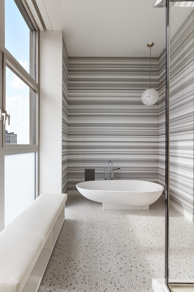 240 PARK Avenue S PH17