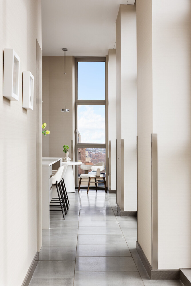 240 PARK Avenue S PH17