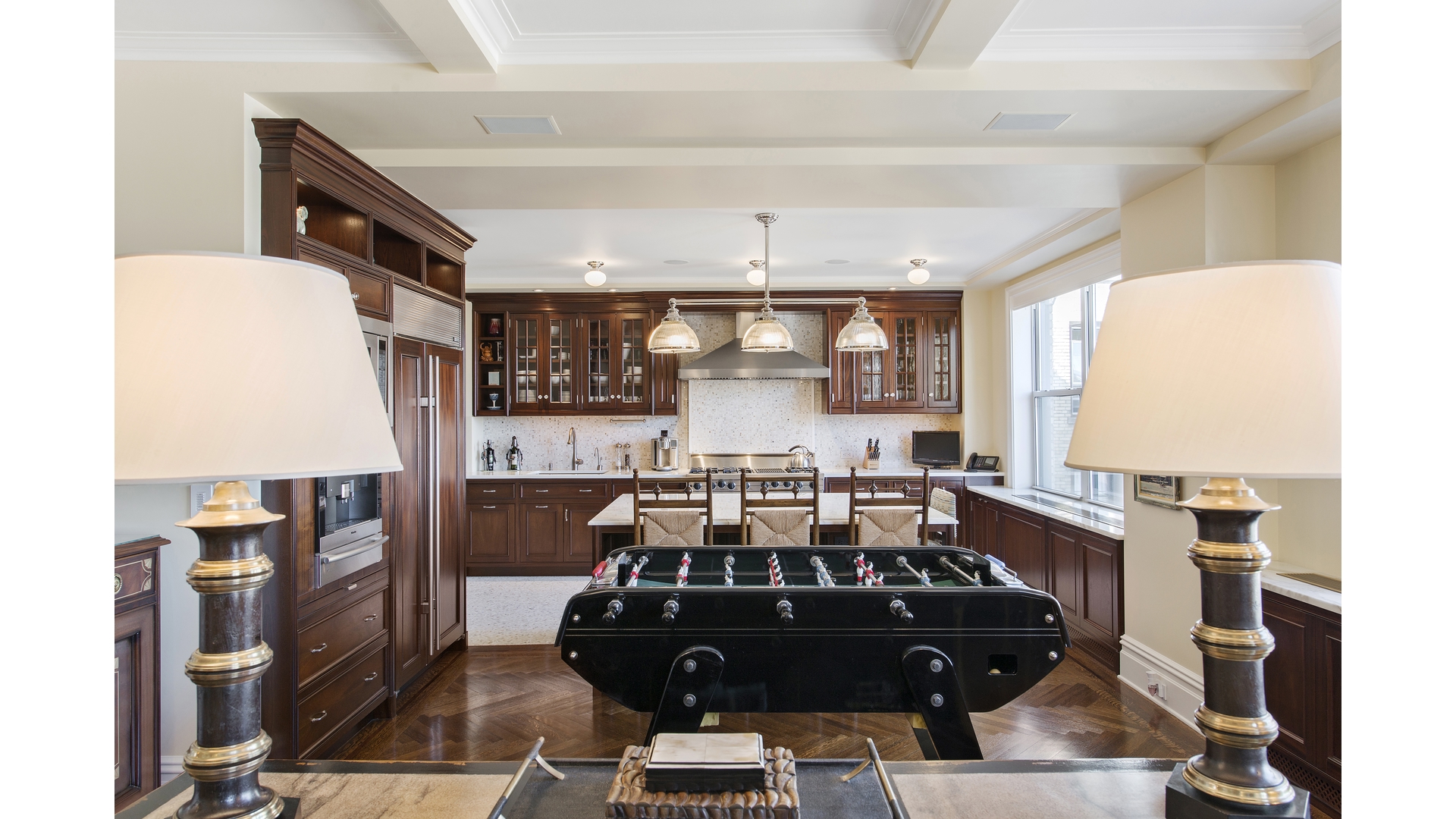 595 W END Avenue 14