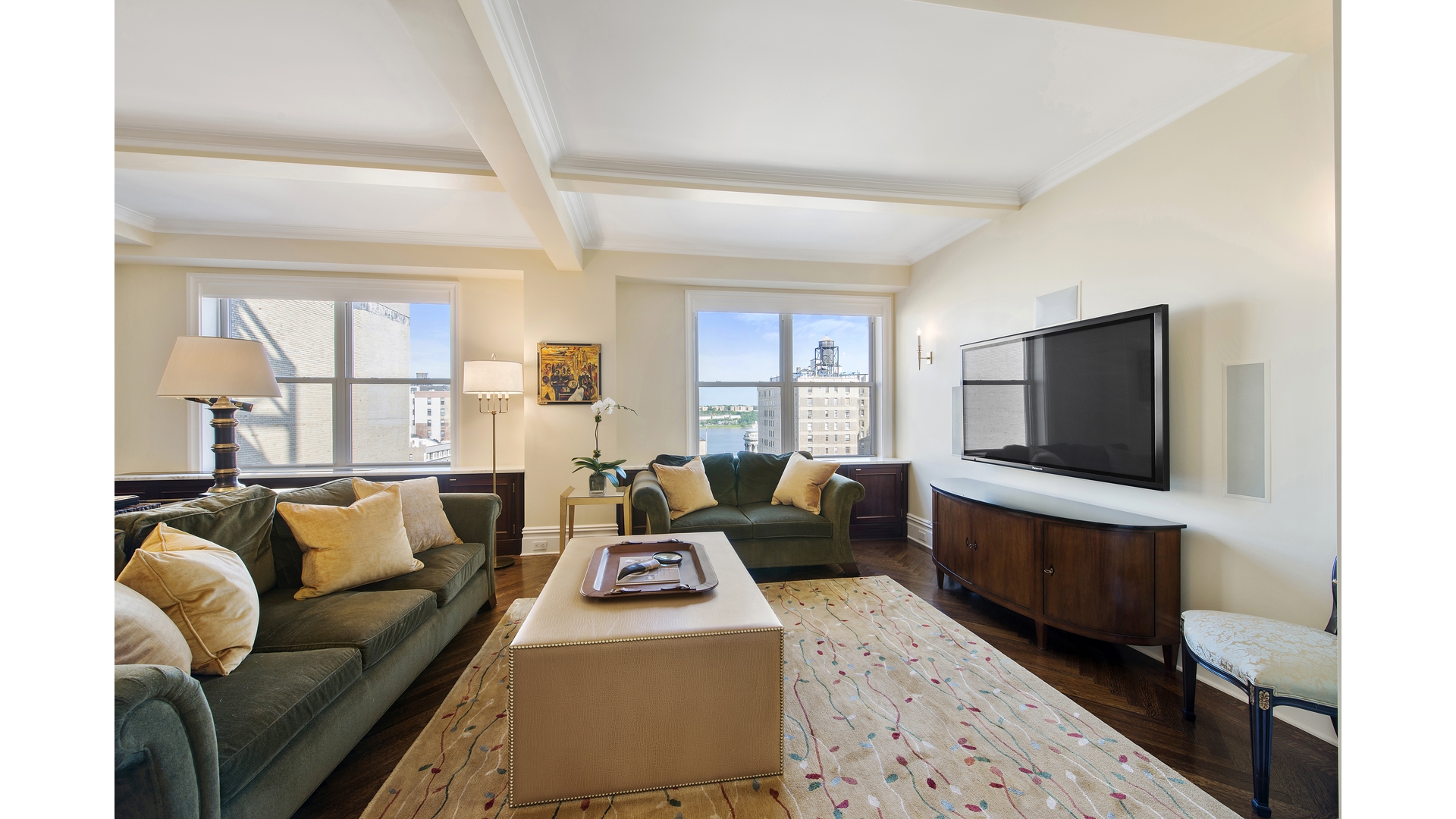 595 W END Avenue 14