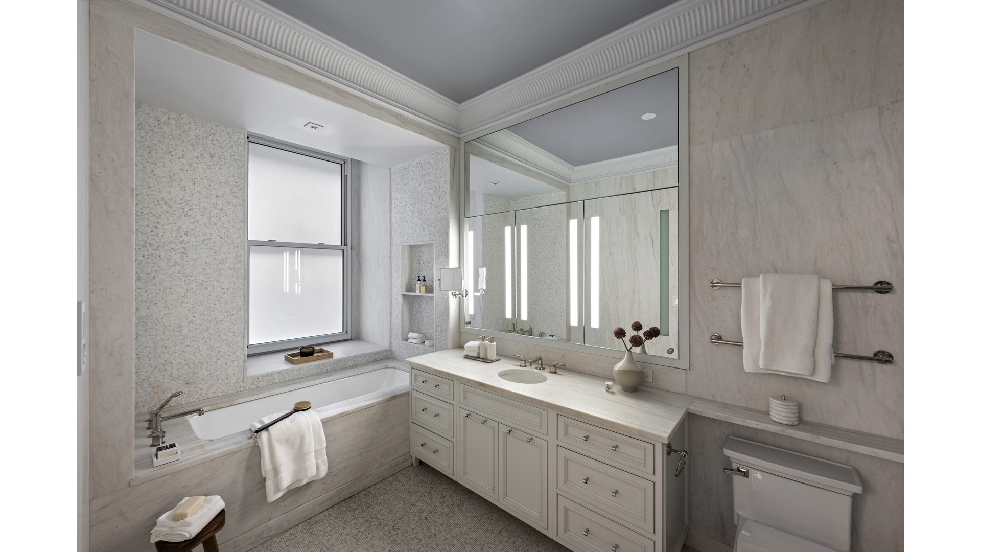 390 W END Avenue 2ABC