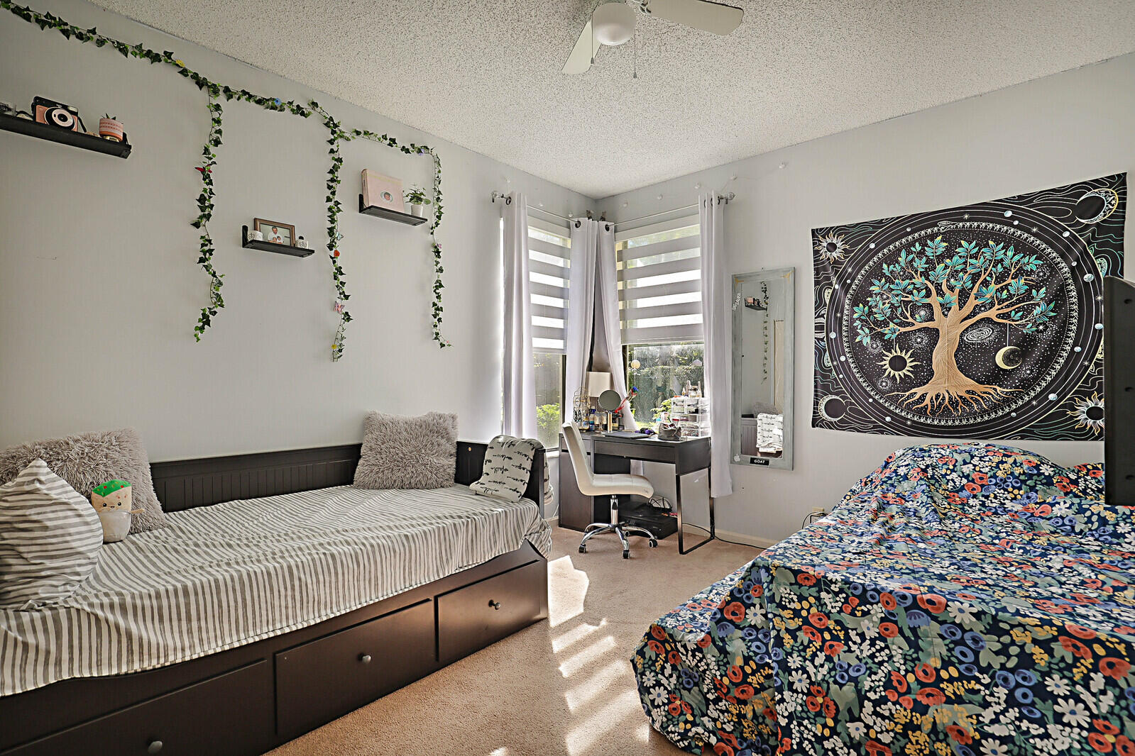 5800 Coach House Circle Unit: A