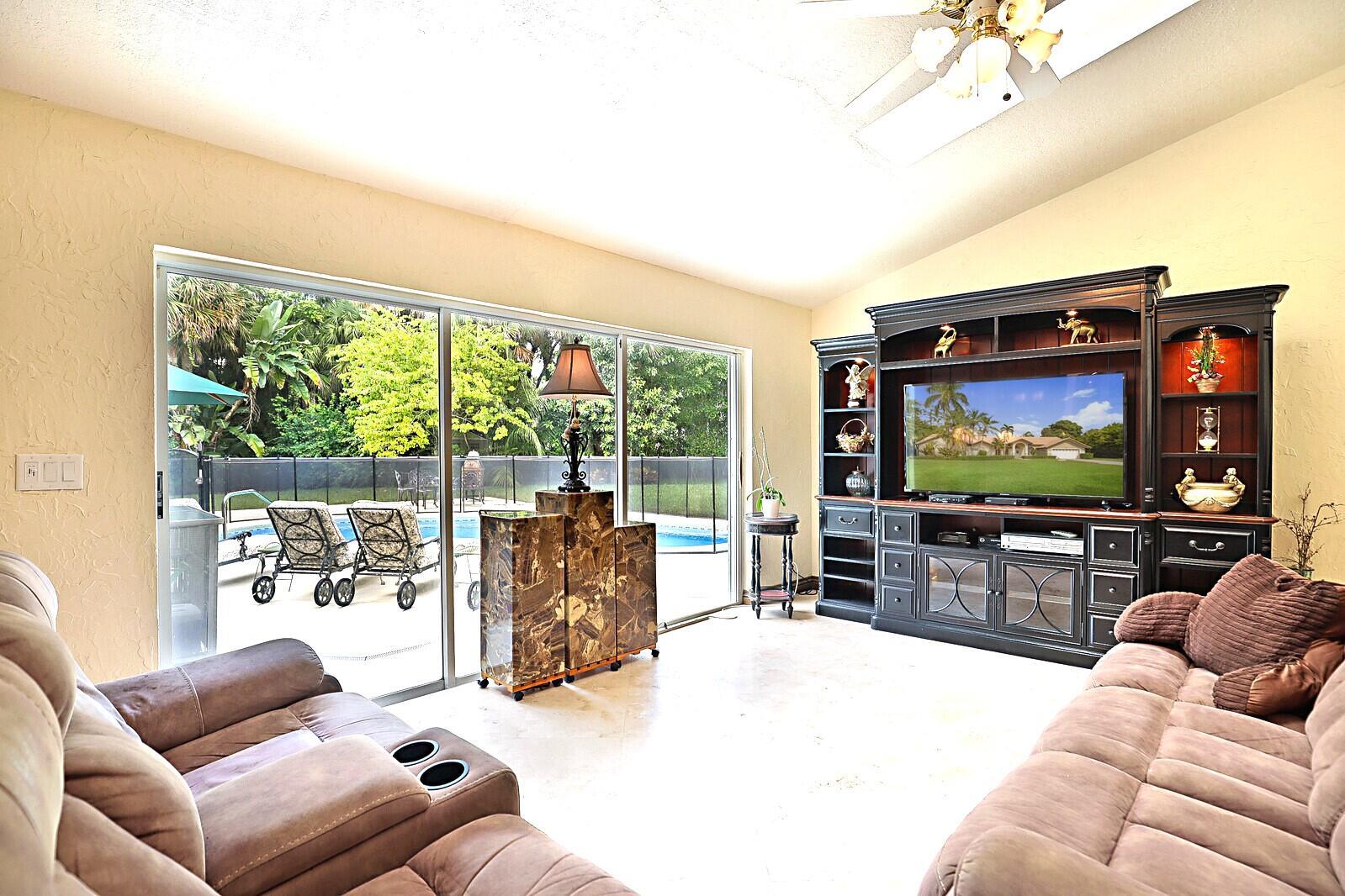 13399 Doubletree Circle