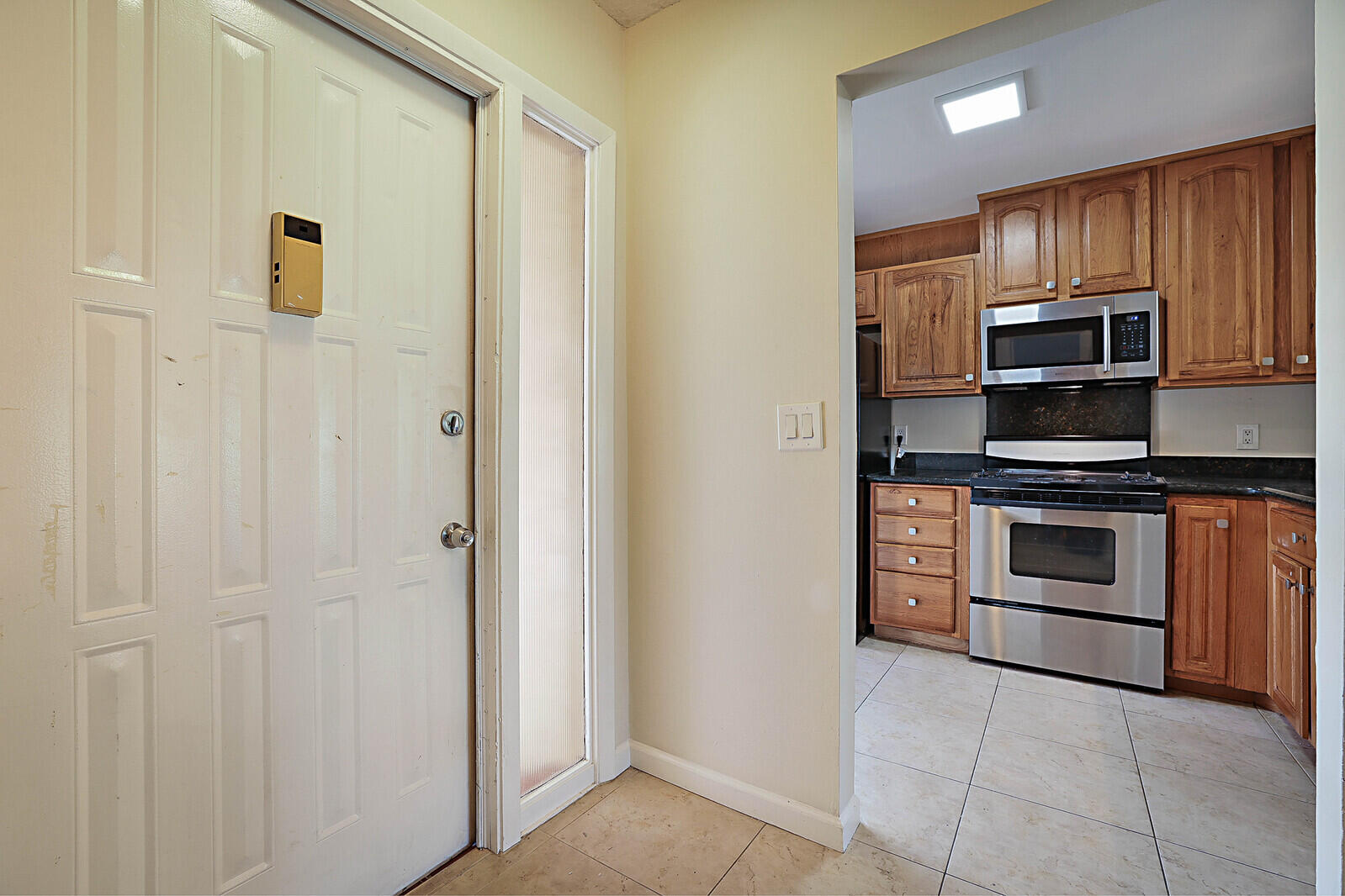 2307 SW 15th Street Unit: 11