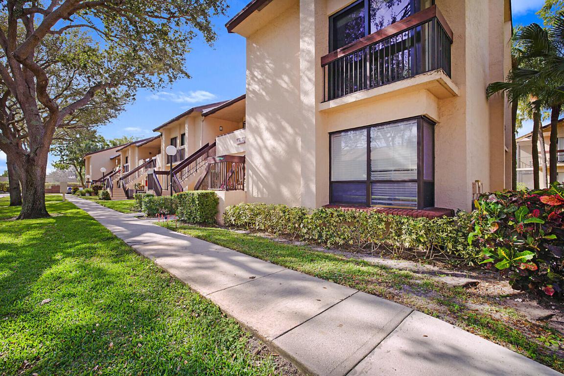 2307 SW 15th Street Unit: 11
