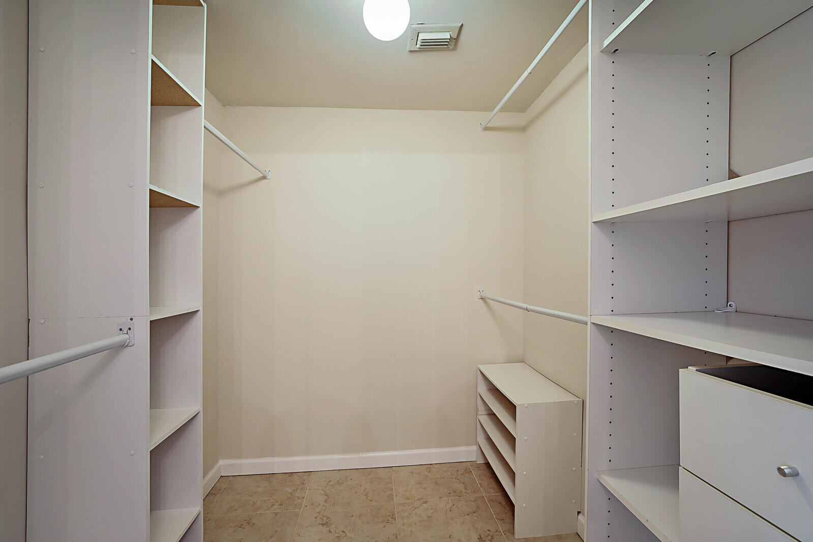 2307 SW 15th Street Unit: 11