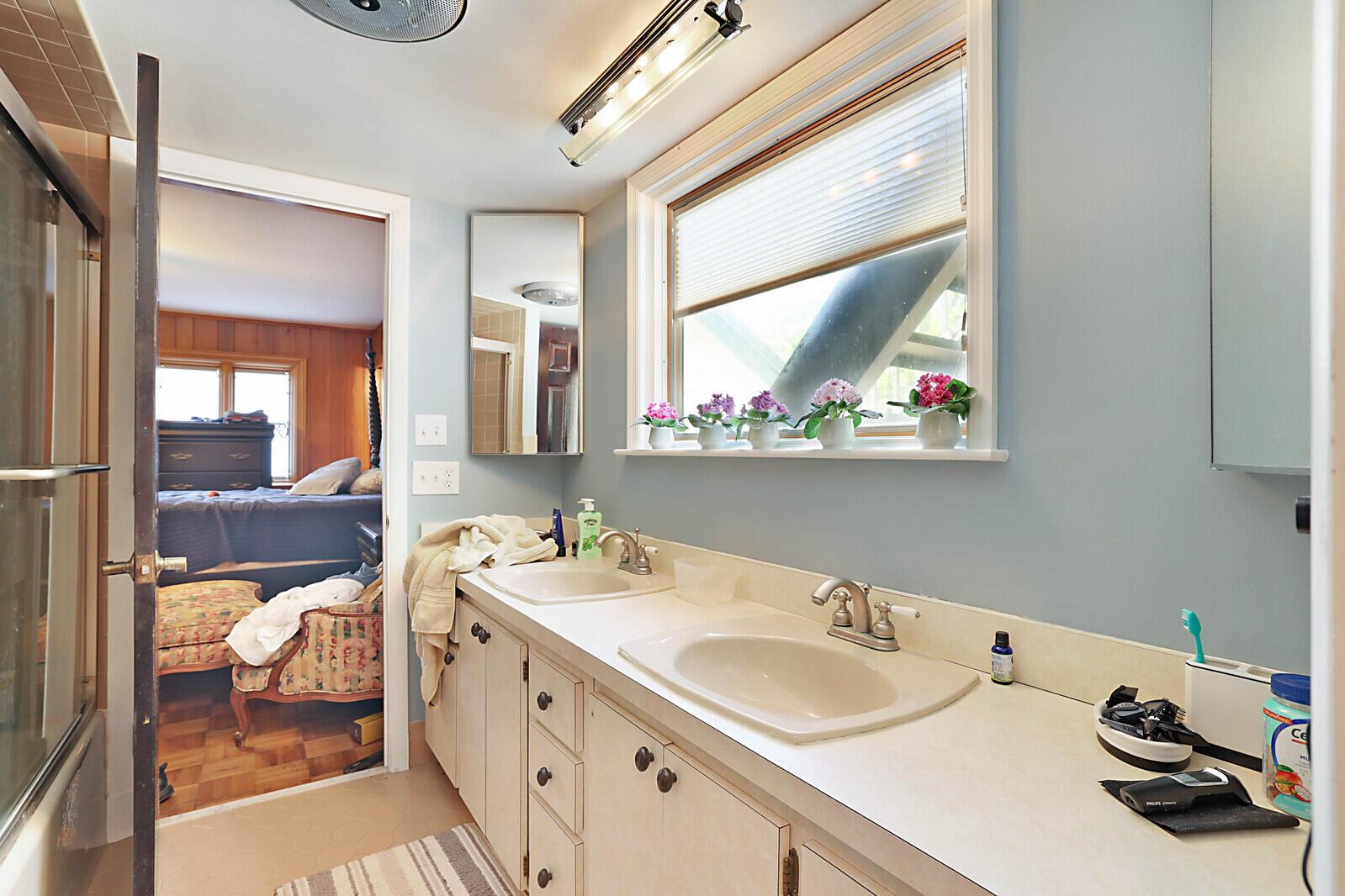 18363 Island Oak Avenue