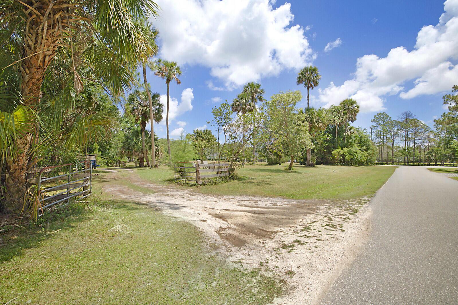 18363 Island Oak Avenue