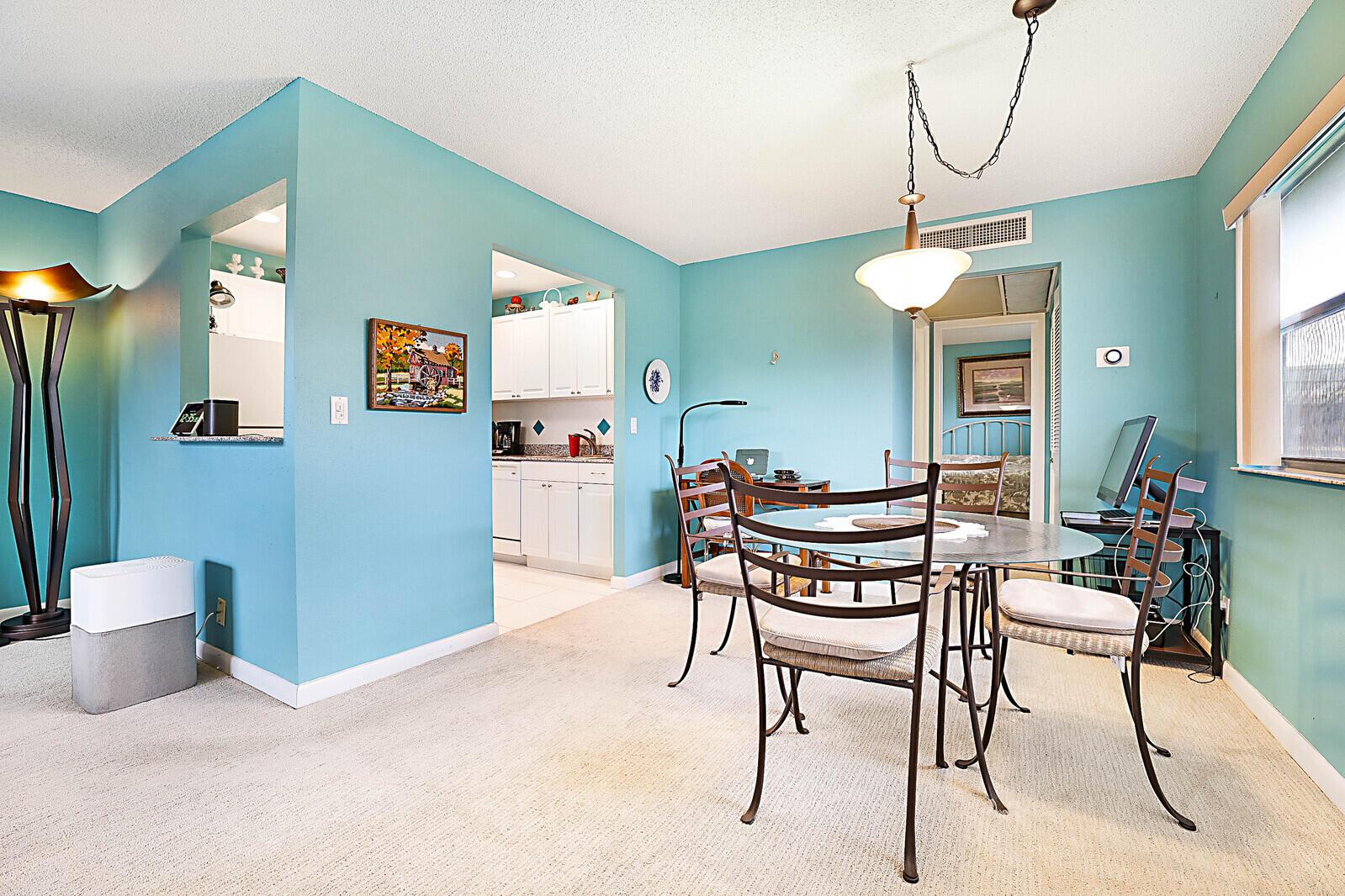 222 Flanders Drive E