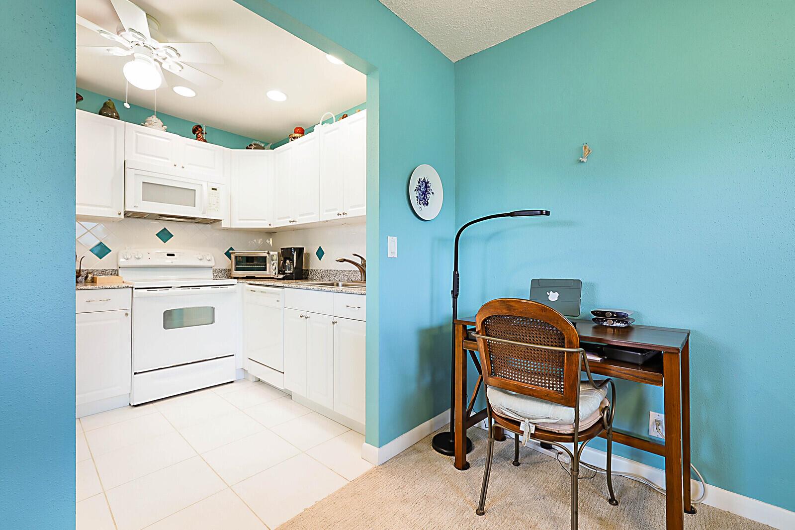 222 Flanders Drive E