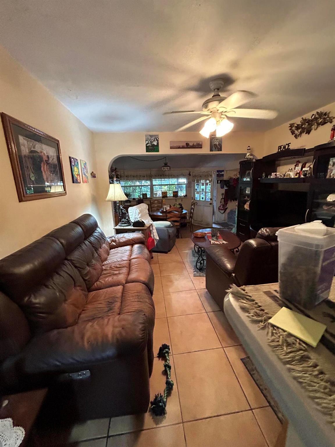 330 SW 16th Street