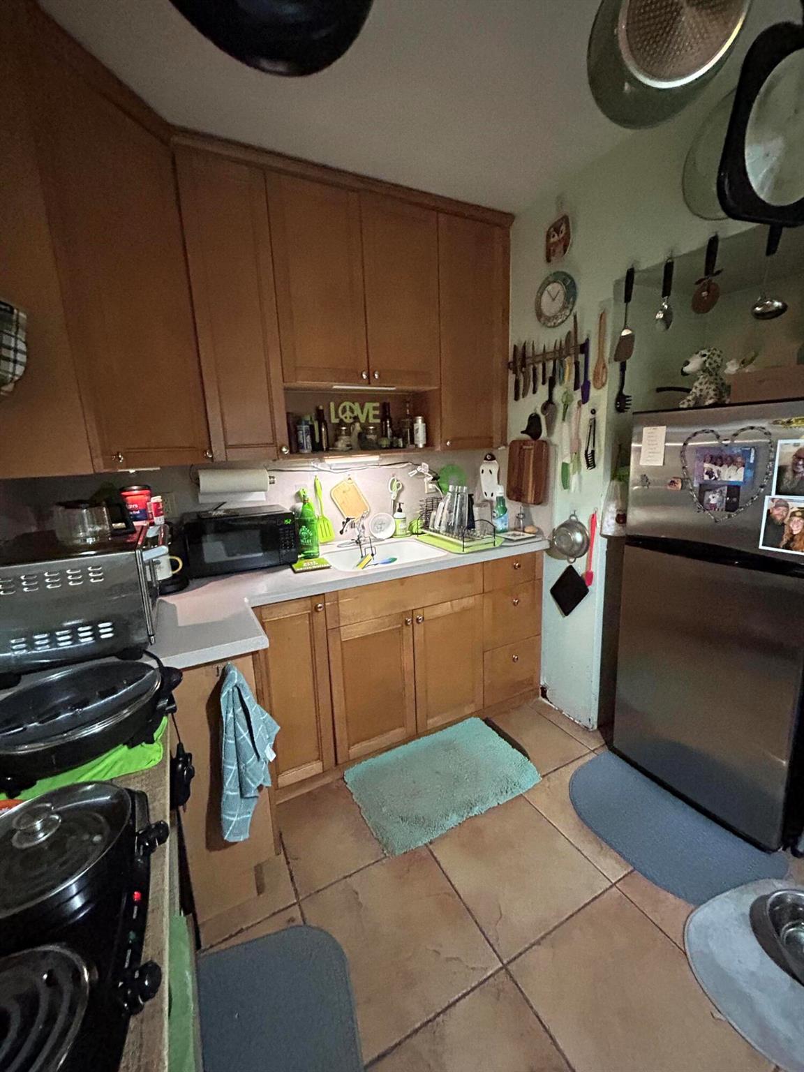 330 SW 16th Street