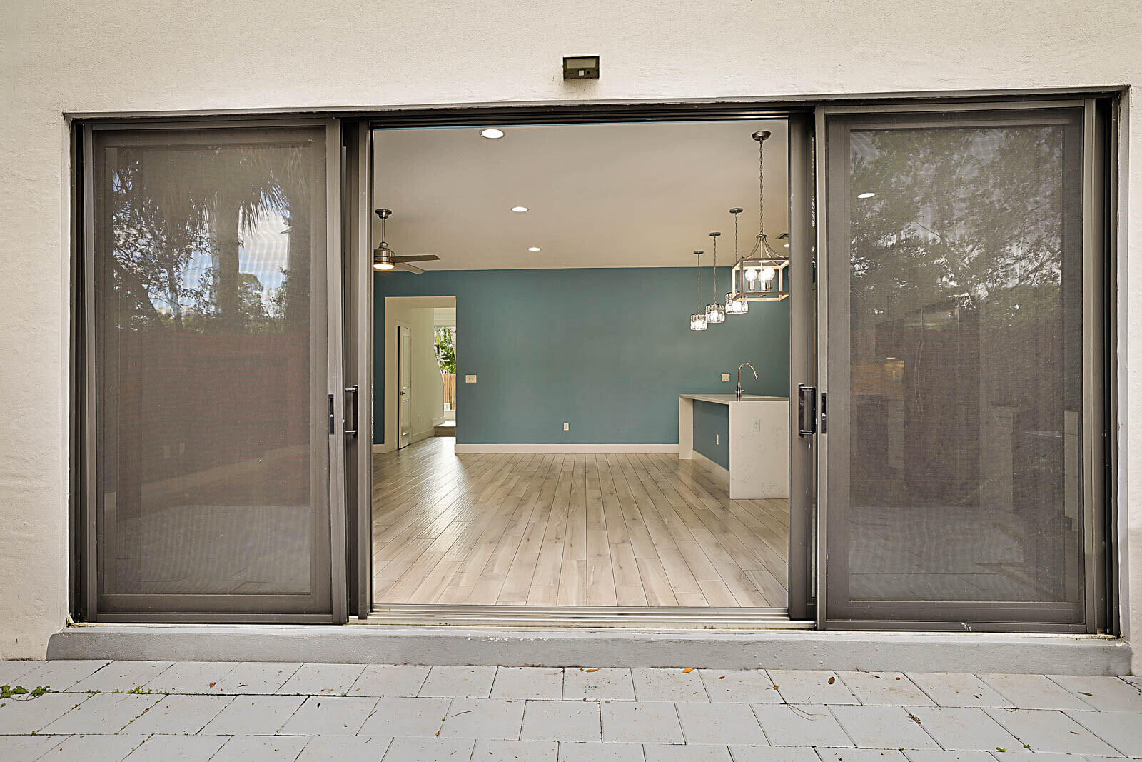 3182 Santa Catalina Place