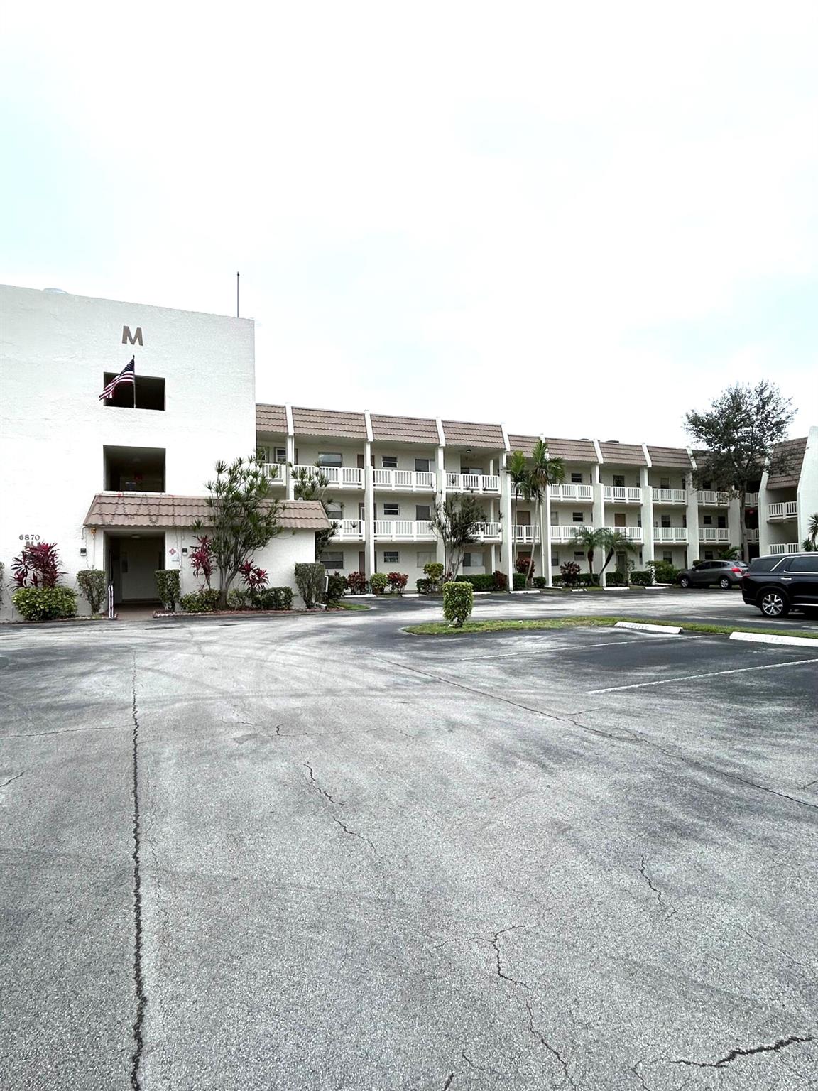 6870 Royal Palm Boulevard 110m