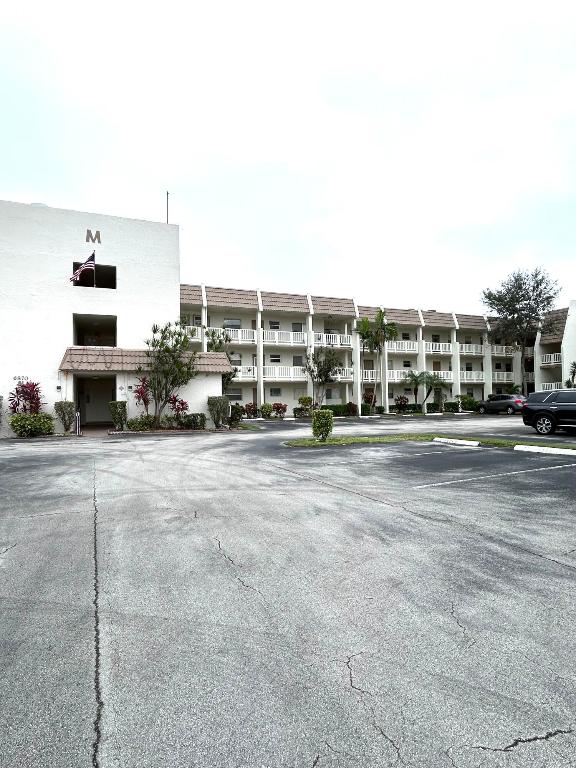 6870 Royal Palm Boulevard 110m