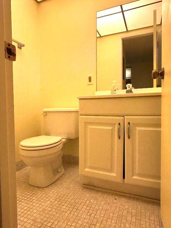 6870 Royal Palm Boulevard 110m