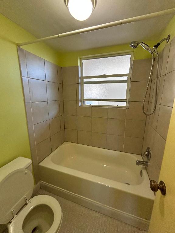 6870 Royal Palm Boulevard 110m