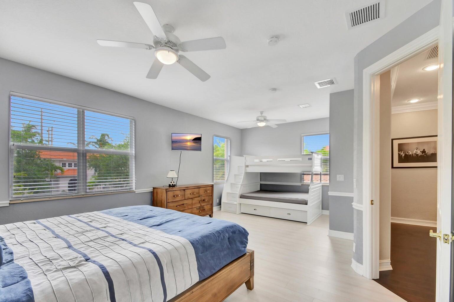 8679 Cobblestone Point Circle