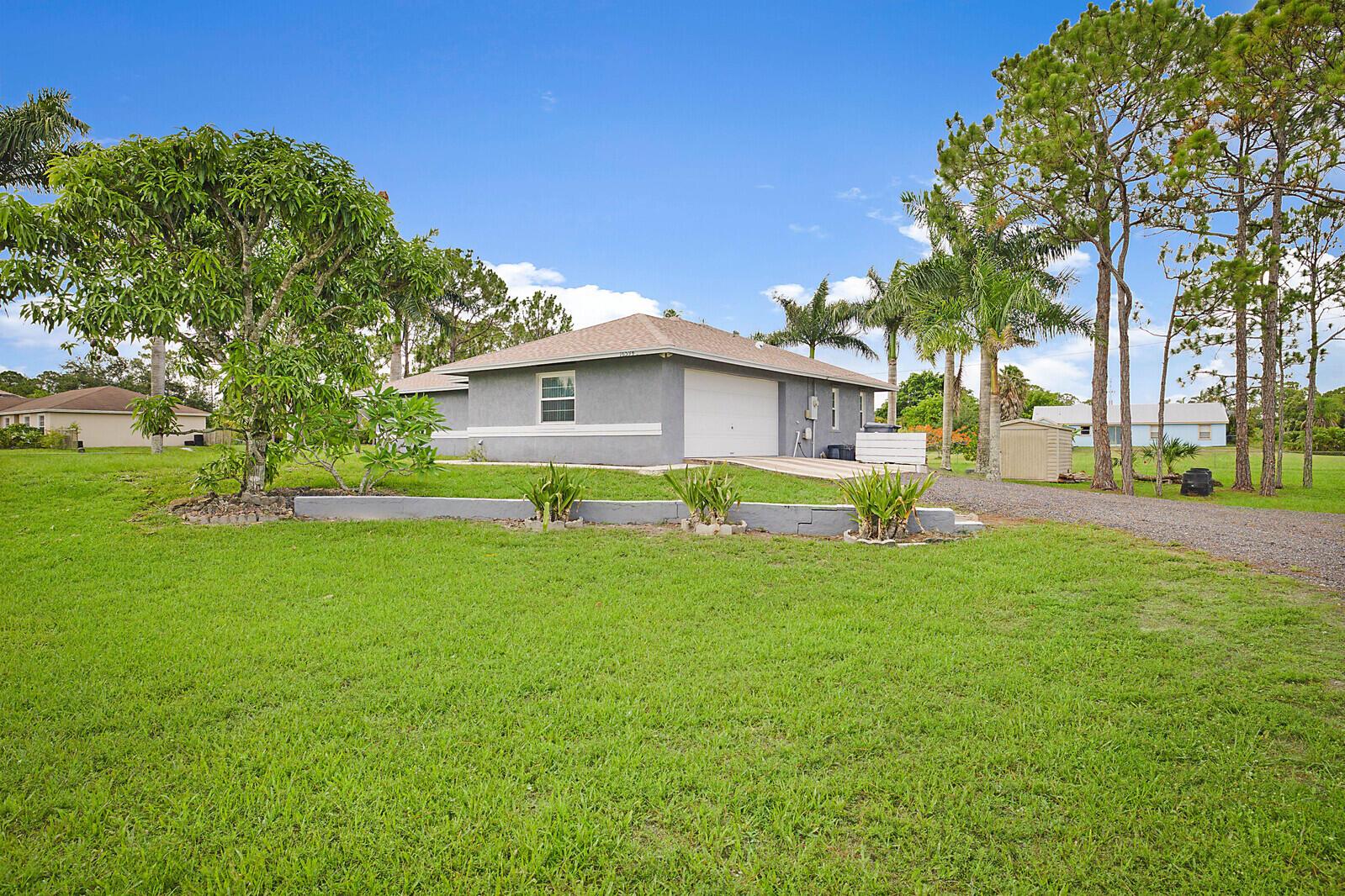 16594 90th Street N