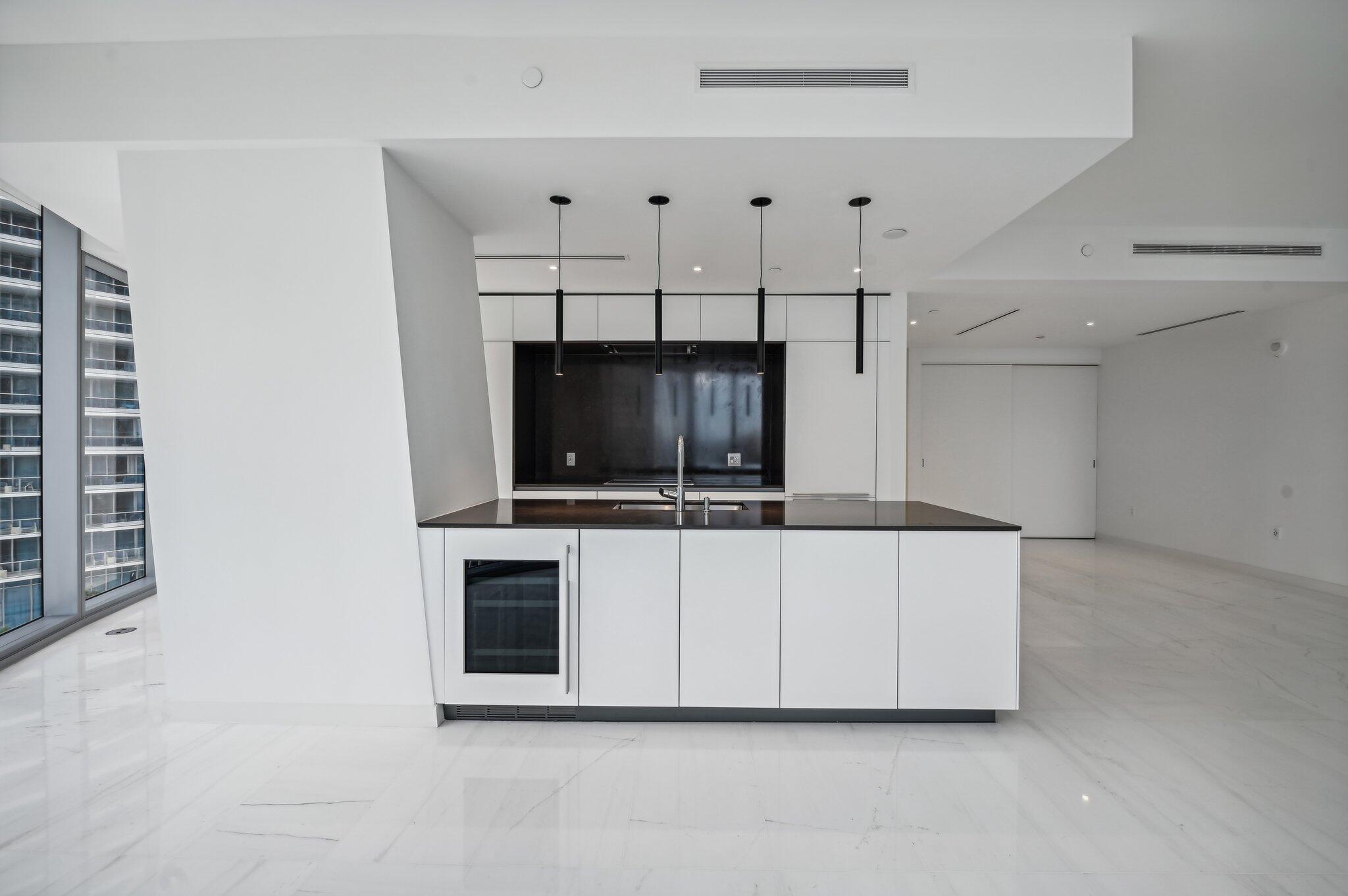 300 Biscayne Blvd Way 1907