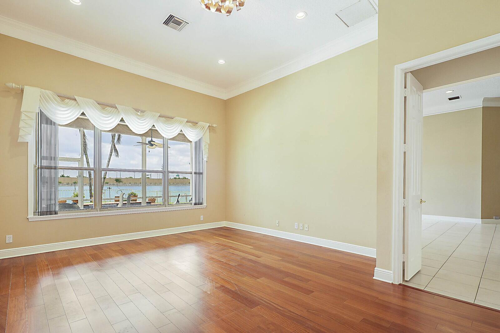 10260 NW 60th Place