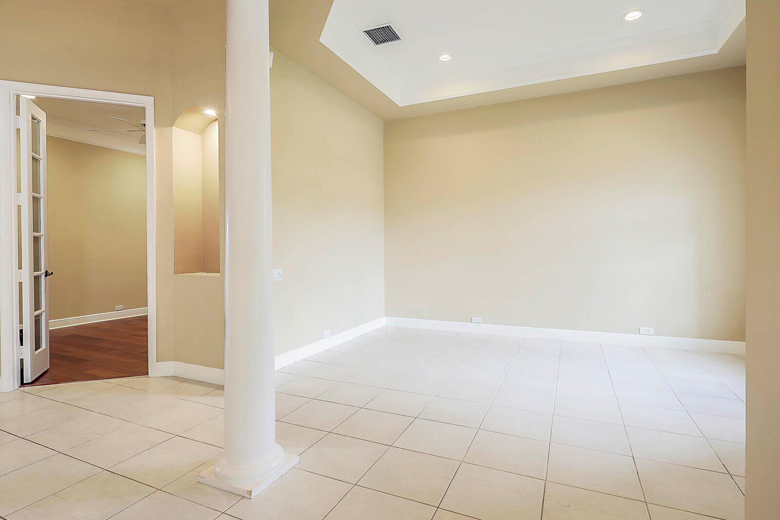 10260 NW 60th Place