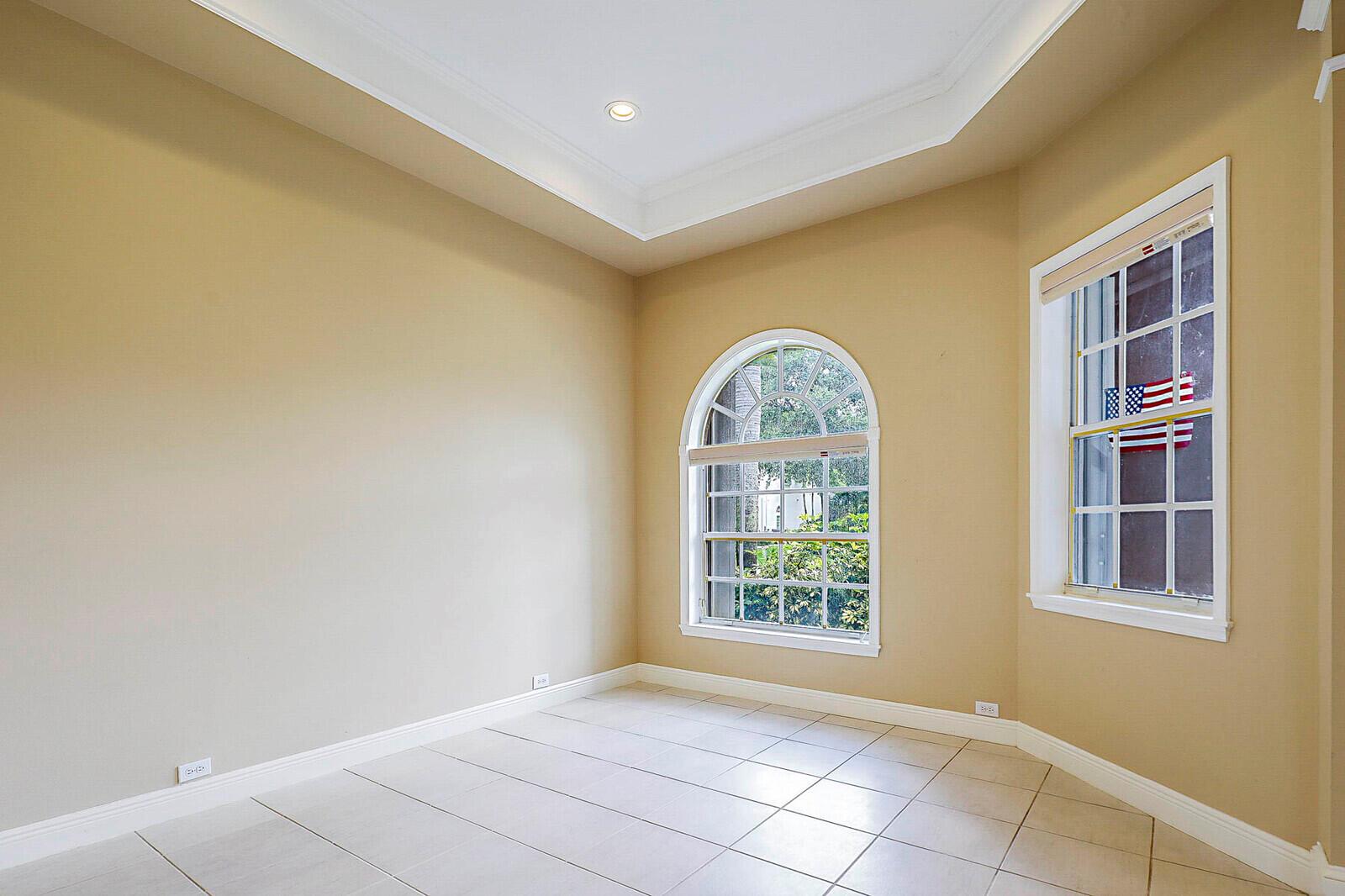 10260 NW 60th Place