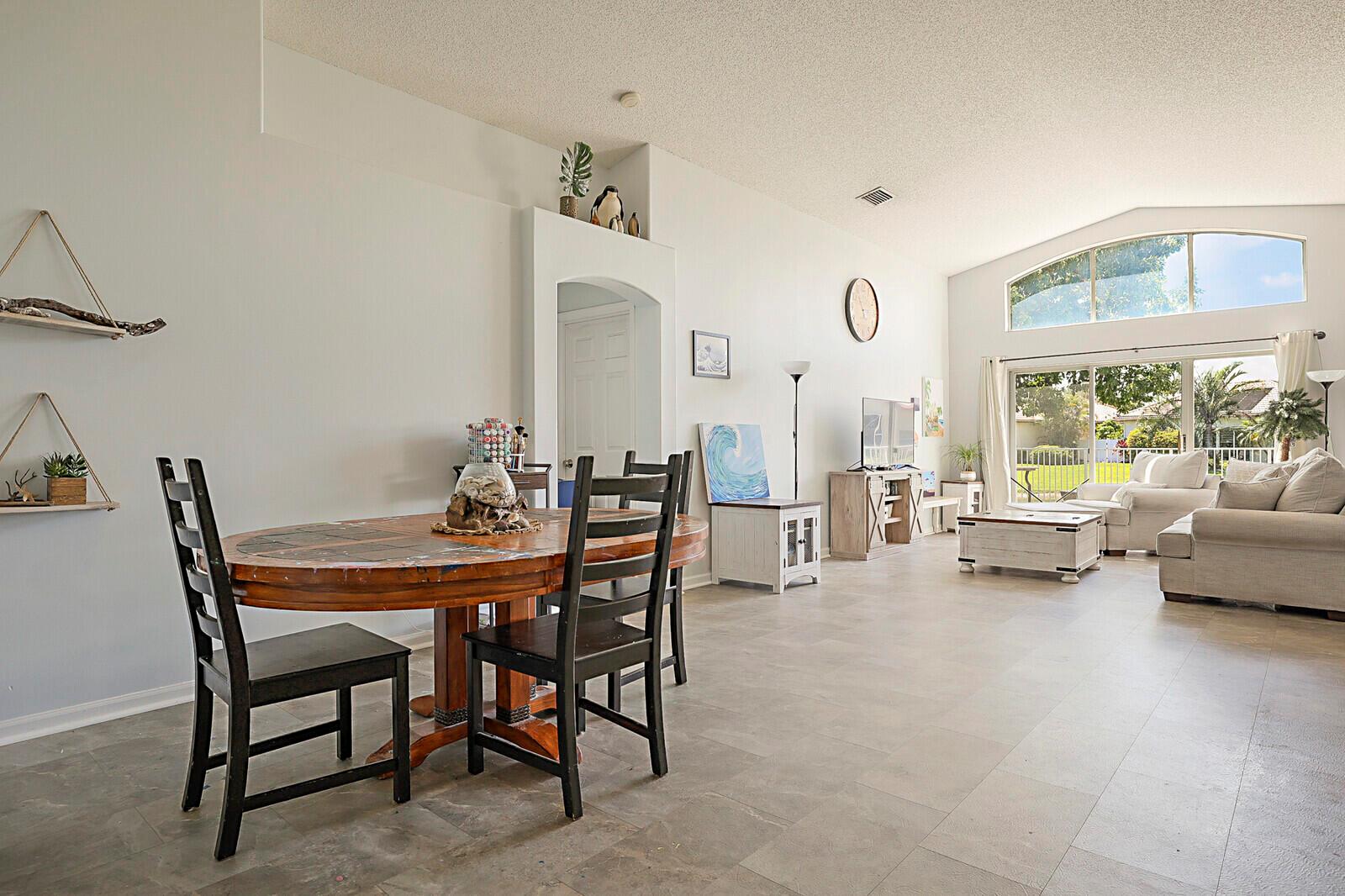 6195 Grand Cypress Circle