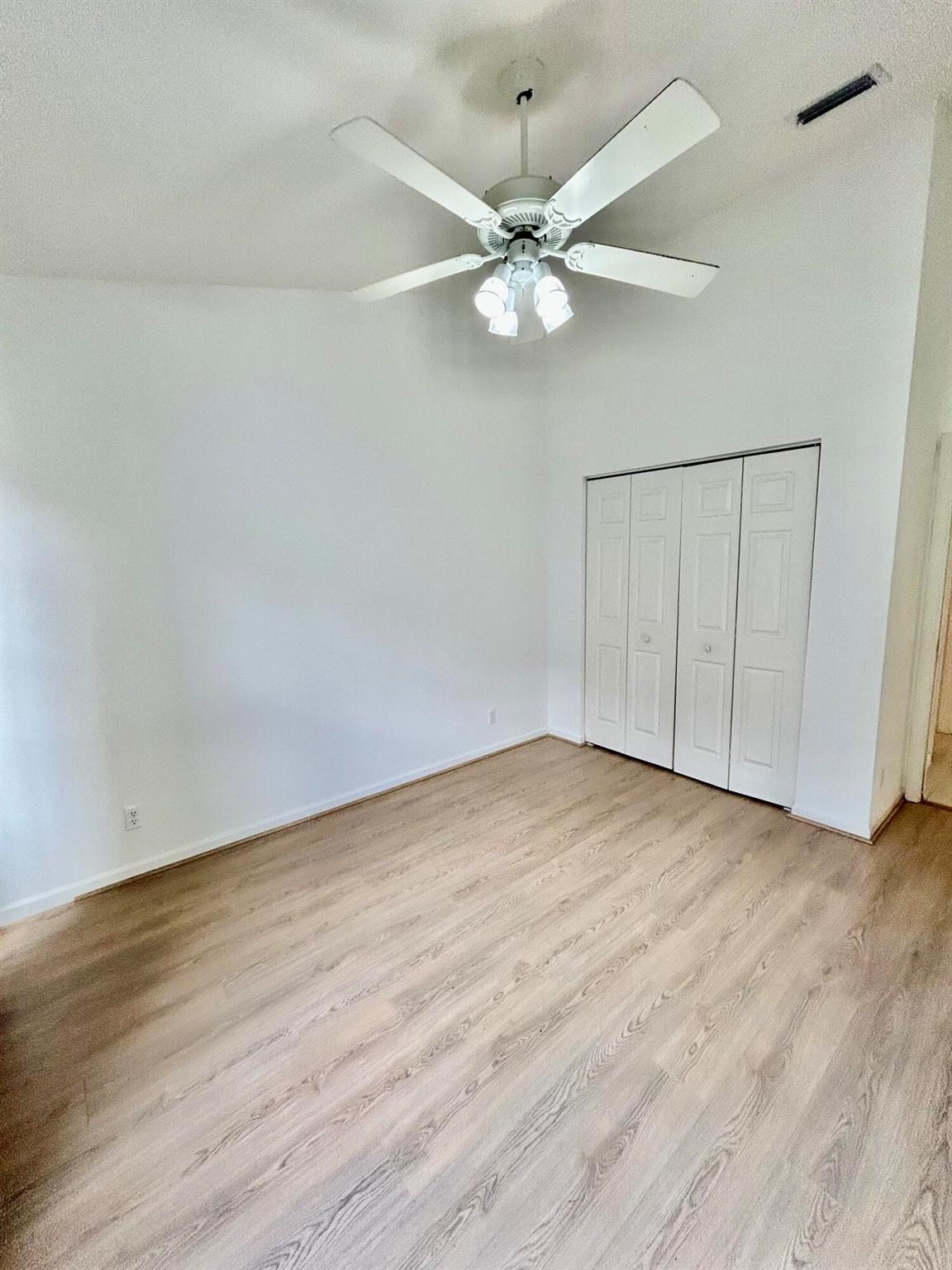 7818 Stirling Bridge Boulevard S