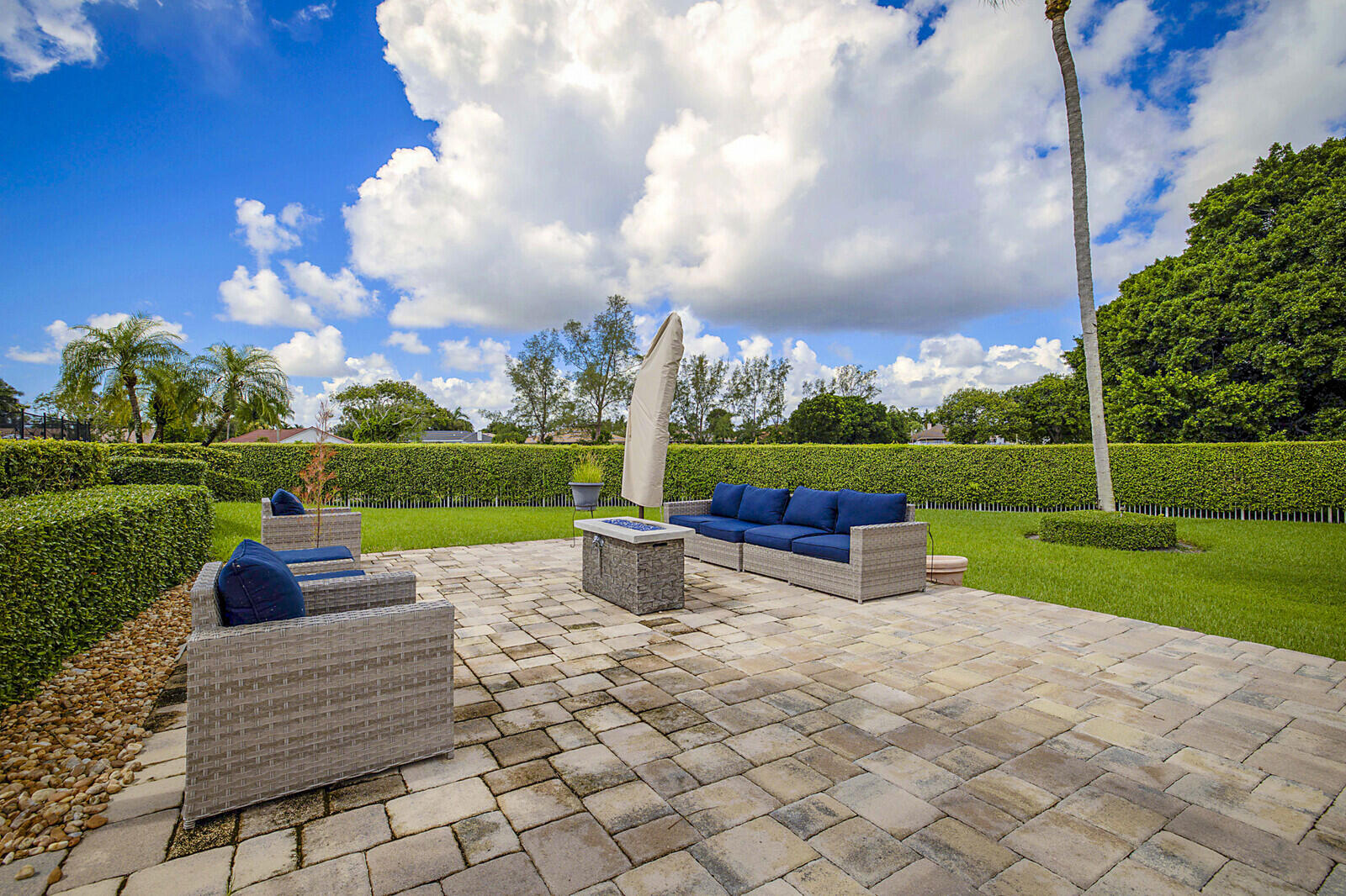 9525 Cross Creek Drive