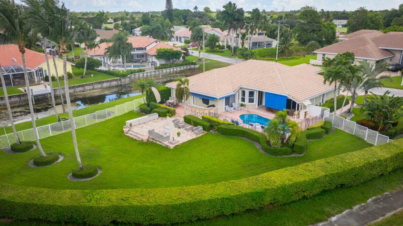 9525 Cross Creek Drive