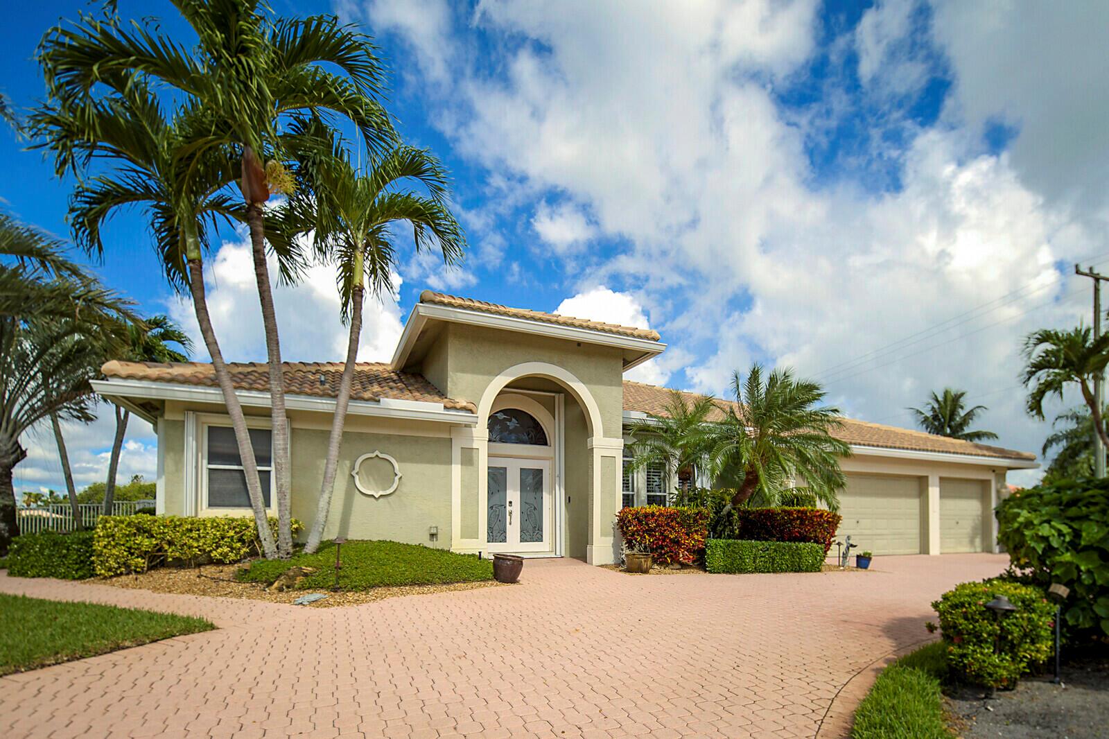 9525 Cross Creek Drive