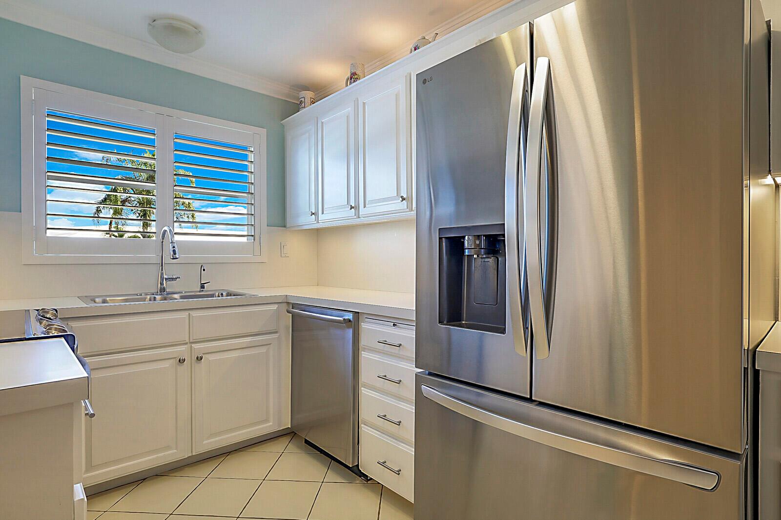 700 NE Harbour Terrace 2310