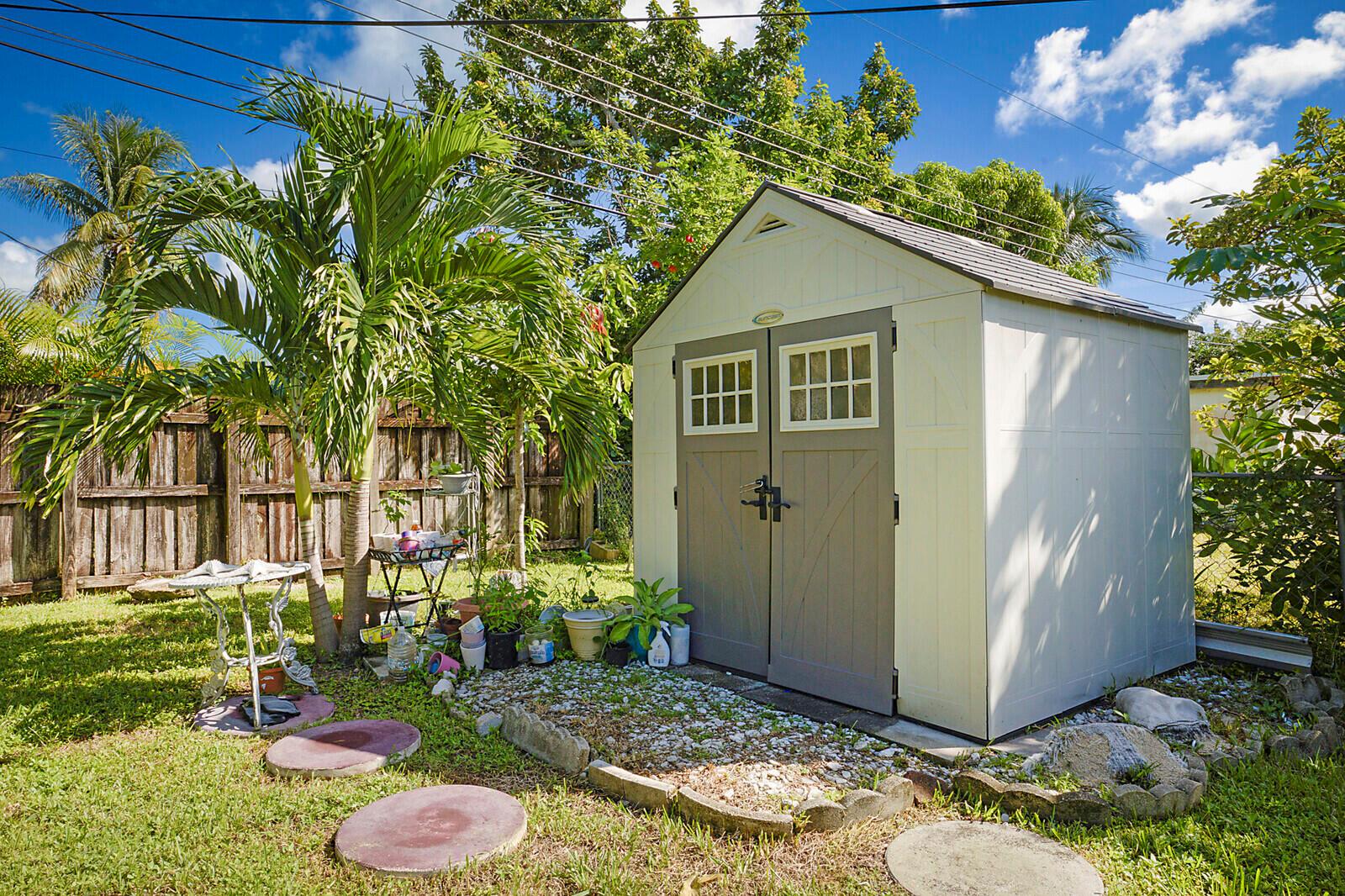 7003 SW 20th Street
