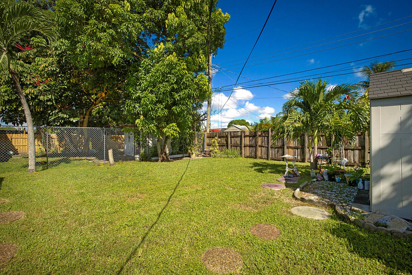 7003 SW 20th Street