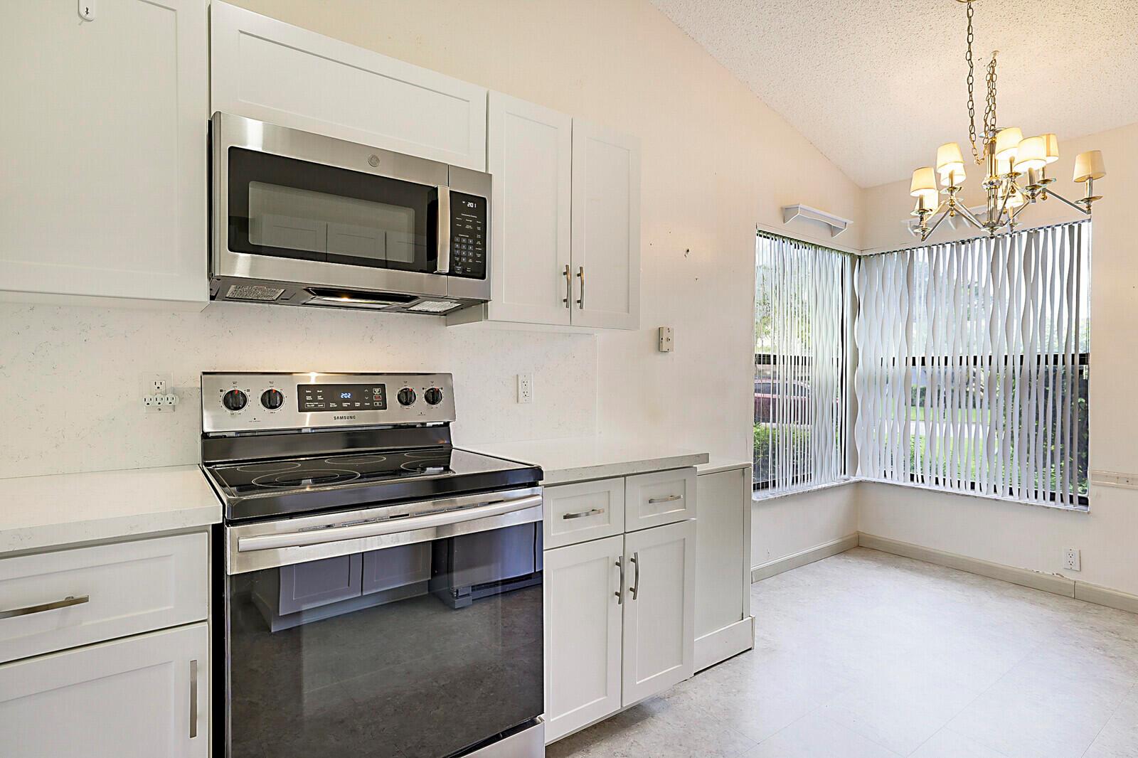 5663 Willow Creek Lane