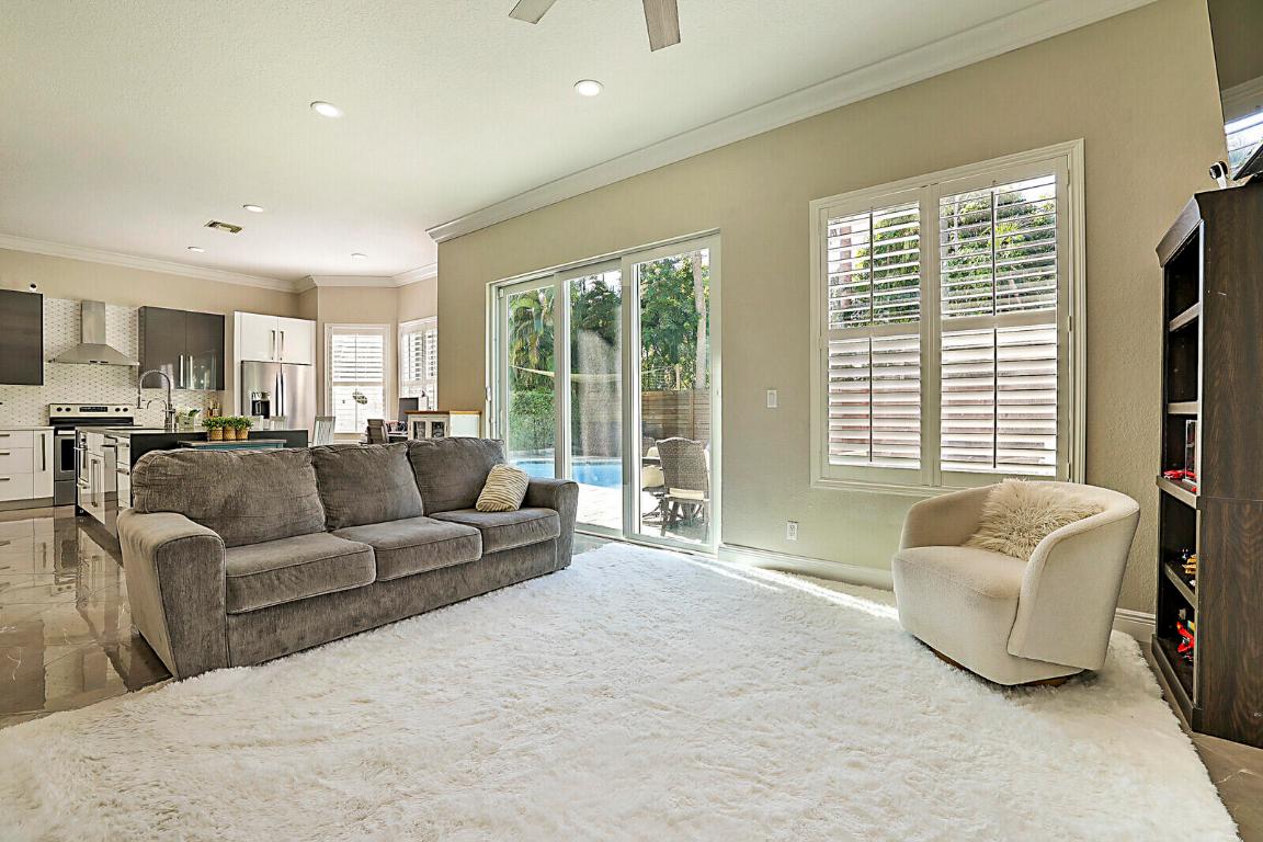 7167 Ivy Crossing Lane