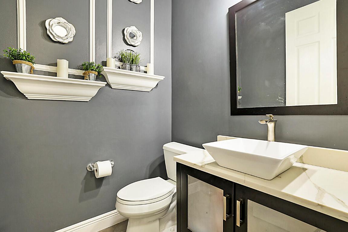 7167 Ivy Crossing Lane