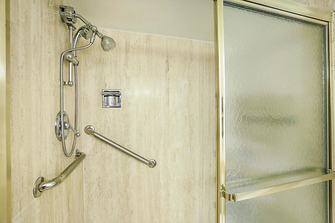 700 NE Harbour Terrace 2310