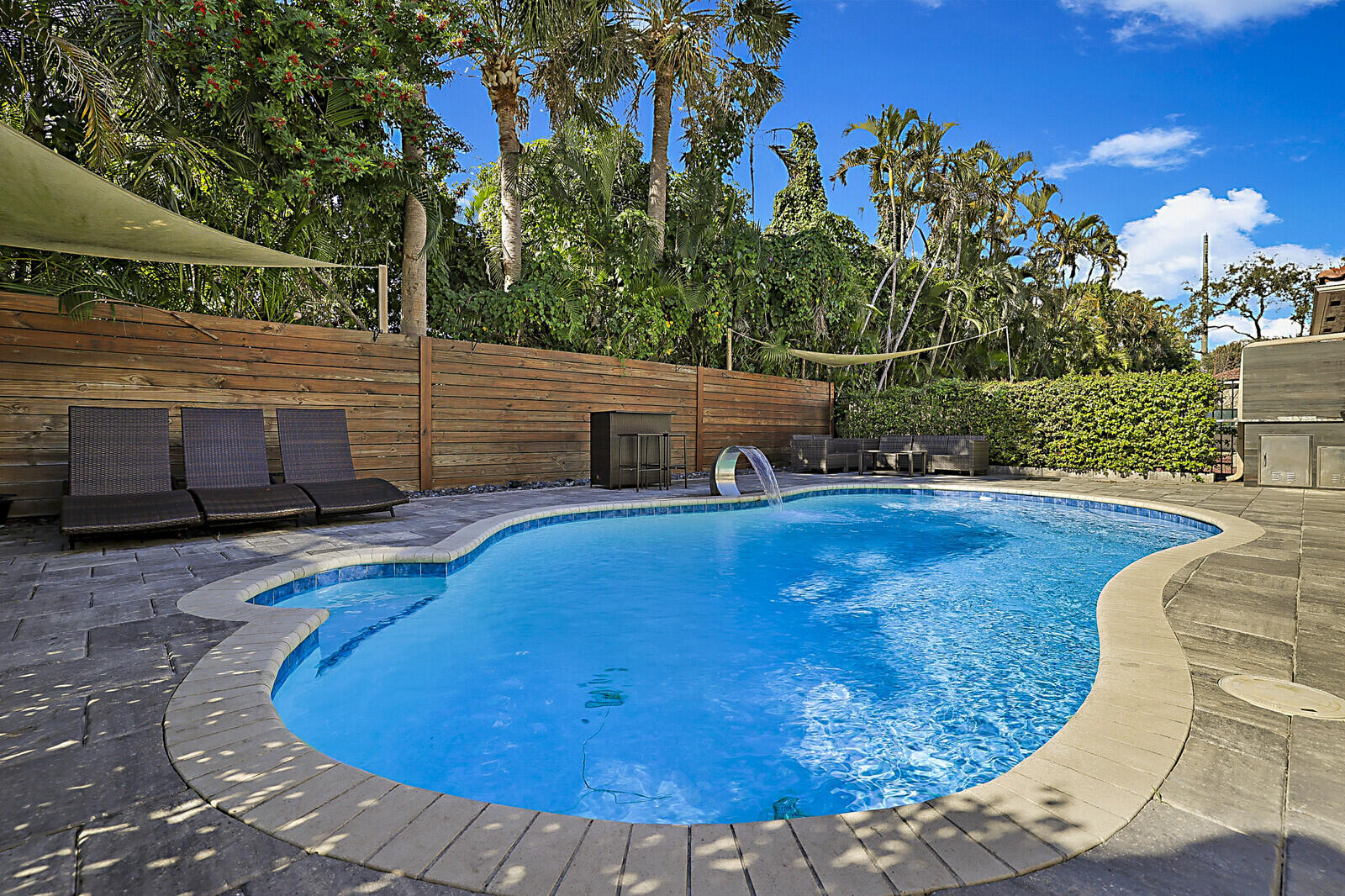 7167 Ivy Crossing Lane