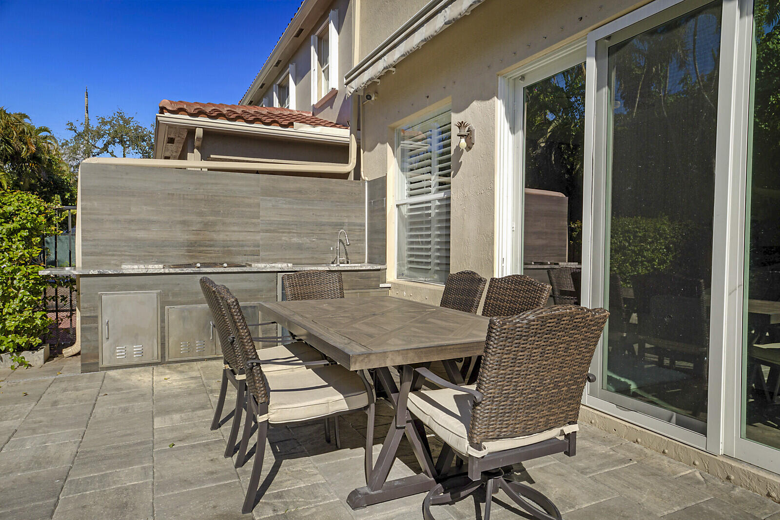 7167 Ivy Crossing Lane