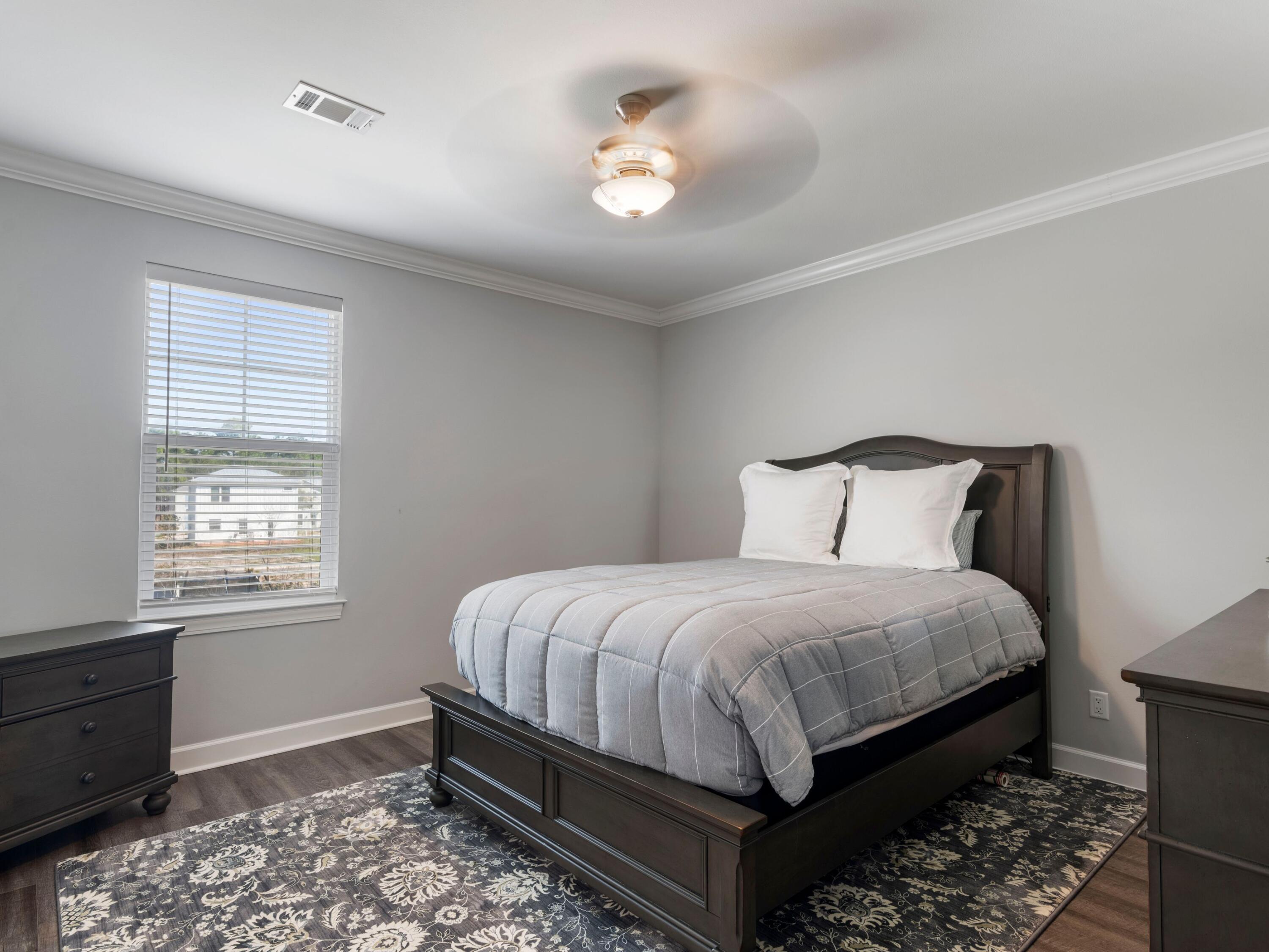 179 Lake Park Cove