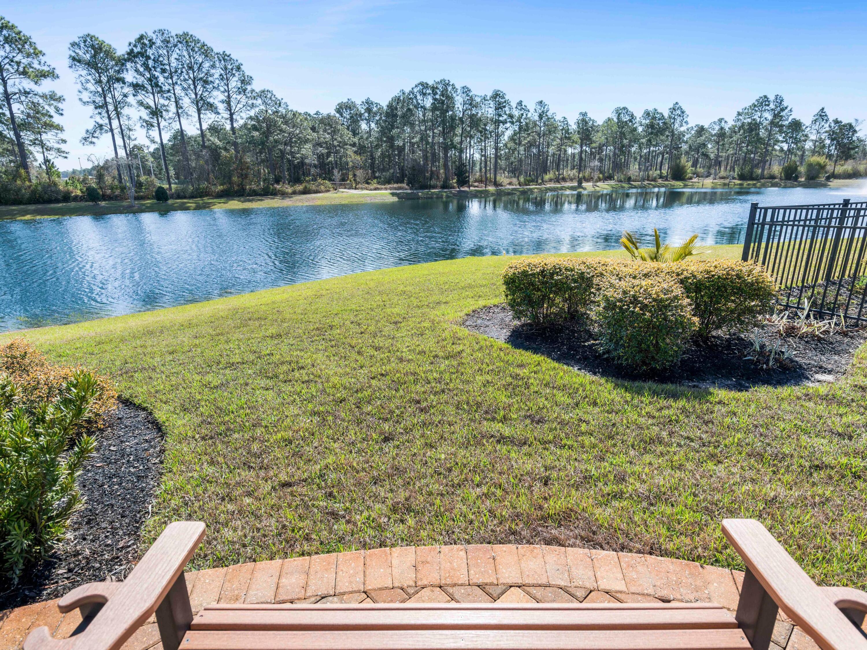 179 Lake Park Cove