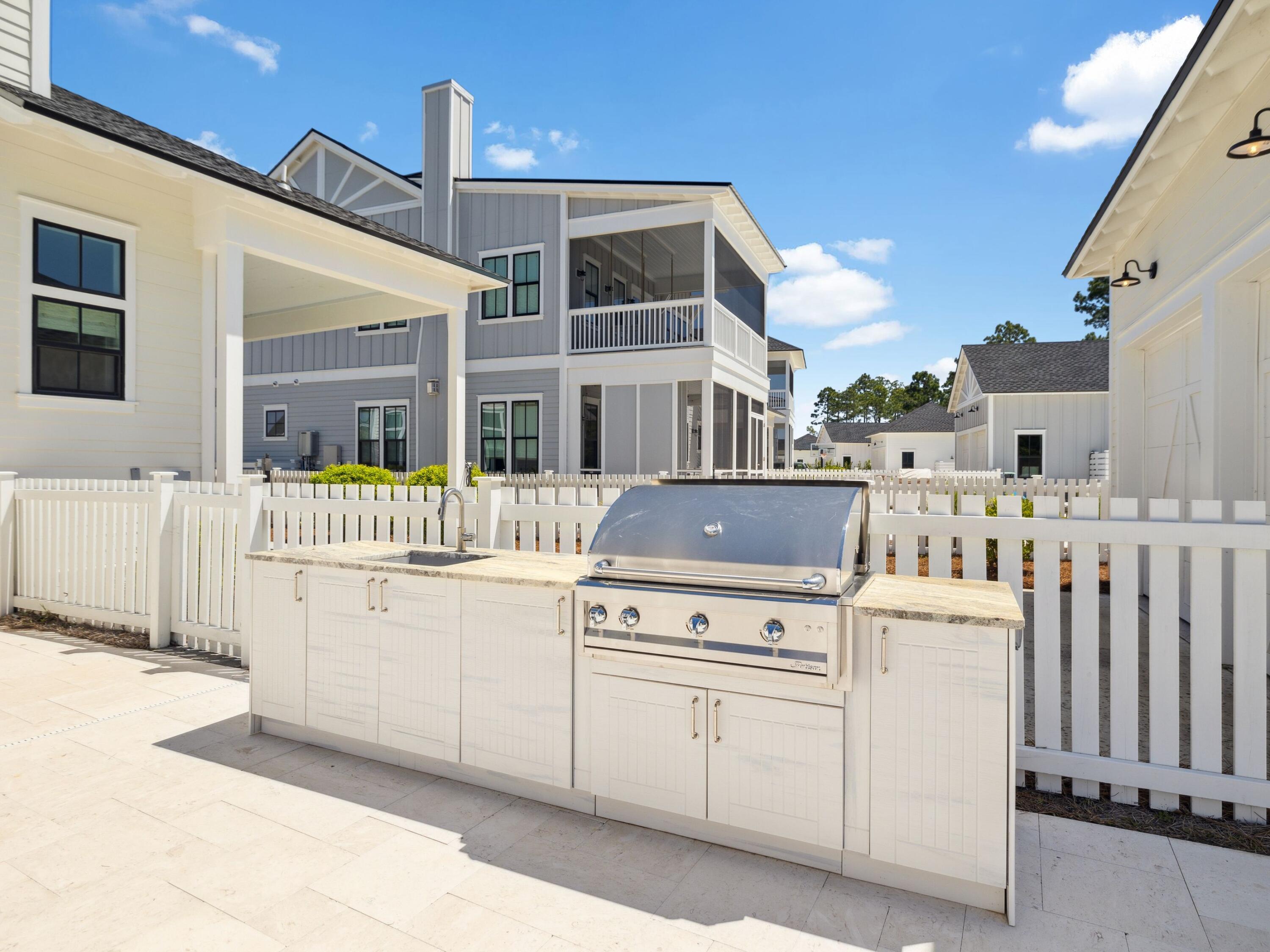 212 Sawbuck Drive
