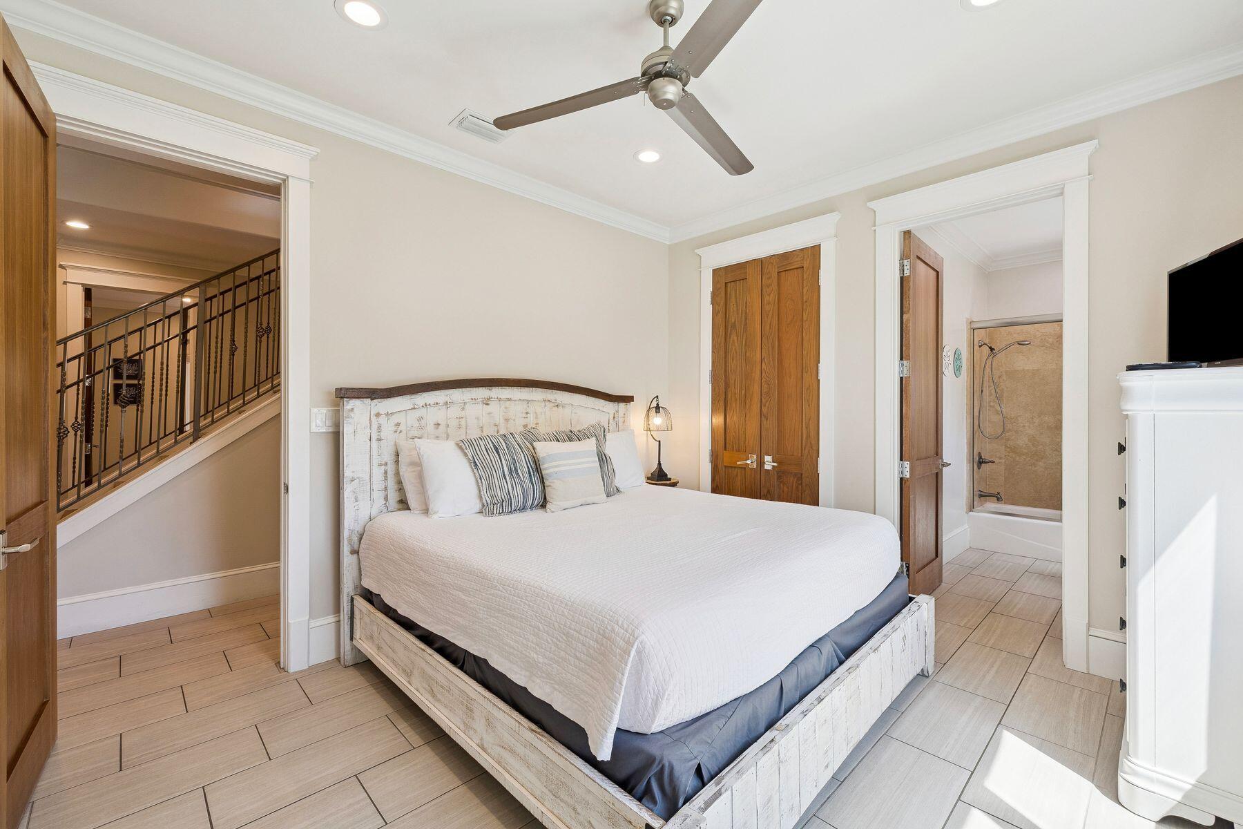 3491 Scenic Highway 98